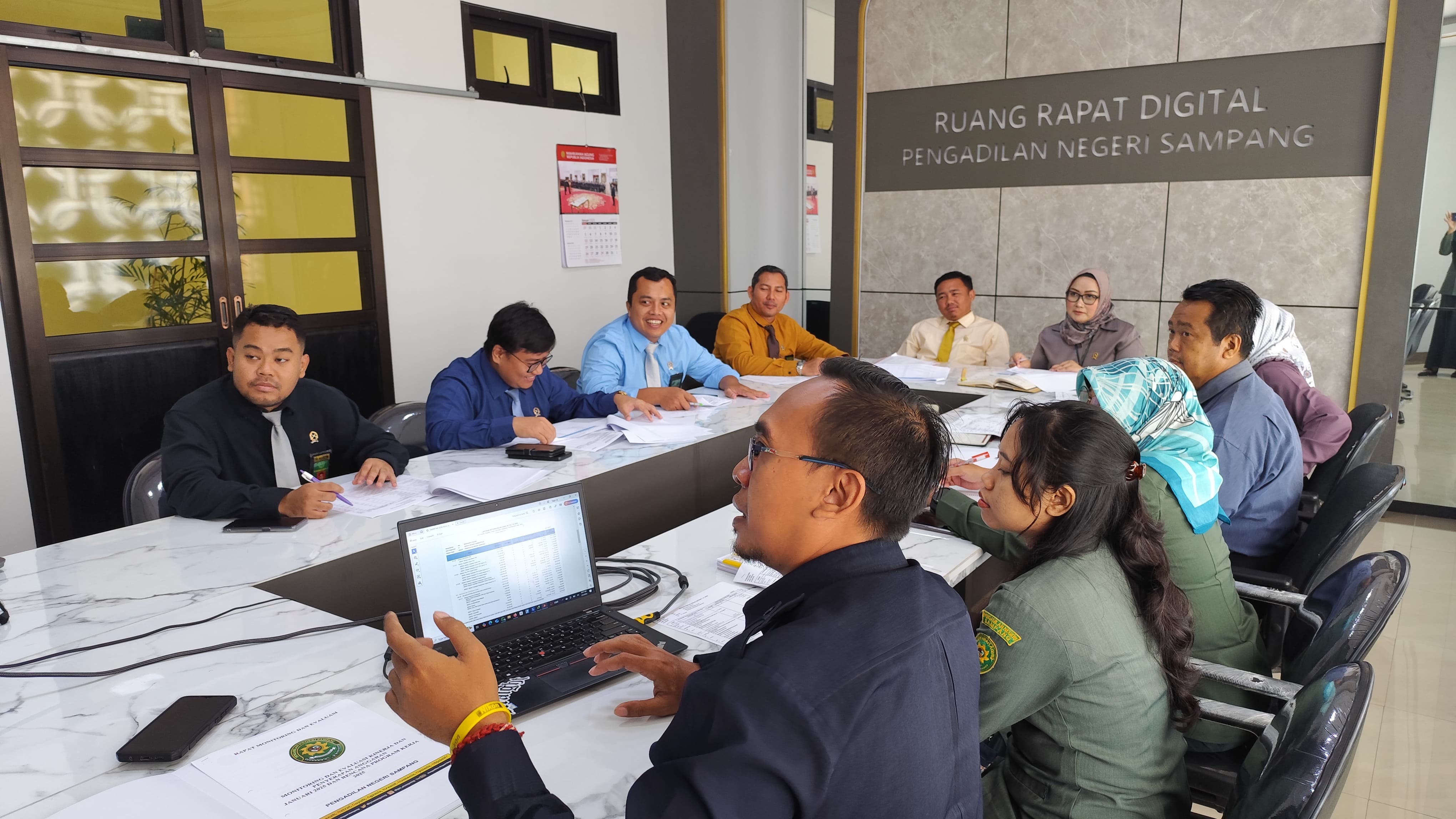 20250205 rapatmonevra01Cover